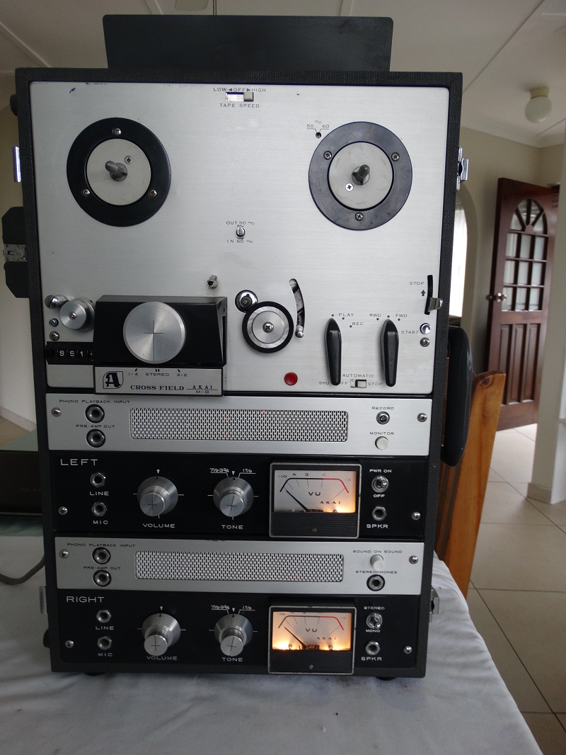 The Akai M8 or Roberts 770X (USA version).