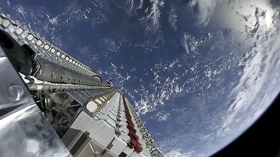 By Official SpaceX Photos - Starlink Mission, CC0, https://commons.wikimedia.org/w/index.php?curid=79191427