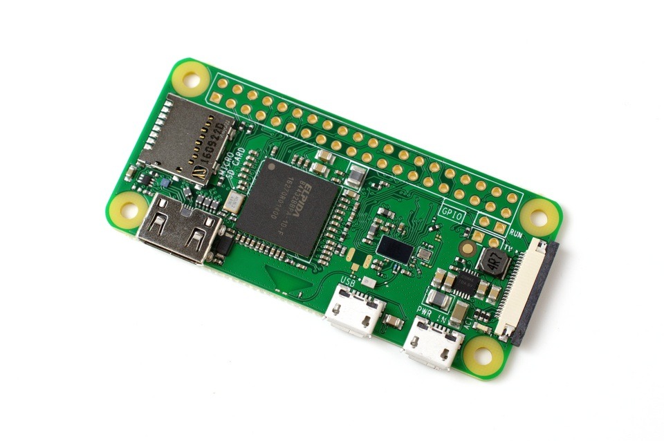 Raspberrry Pi Zero (2016) Ultra-small, 1 GHz single-core, 512 MB RAM, mini HDMI